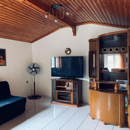 Nadia'S Beach House 佩弗卡里 外观 照片